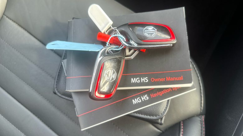 MG Hs 1.5 T-GDI Exclusive 5dr Petrol Hatchback